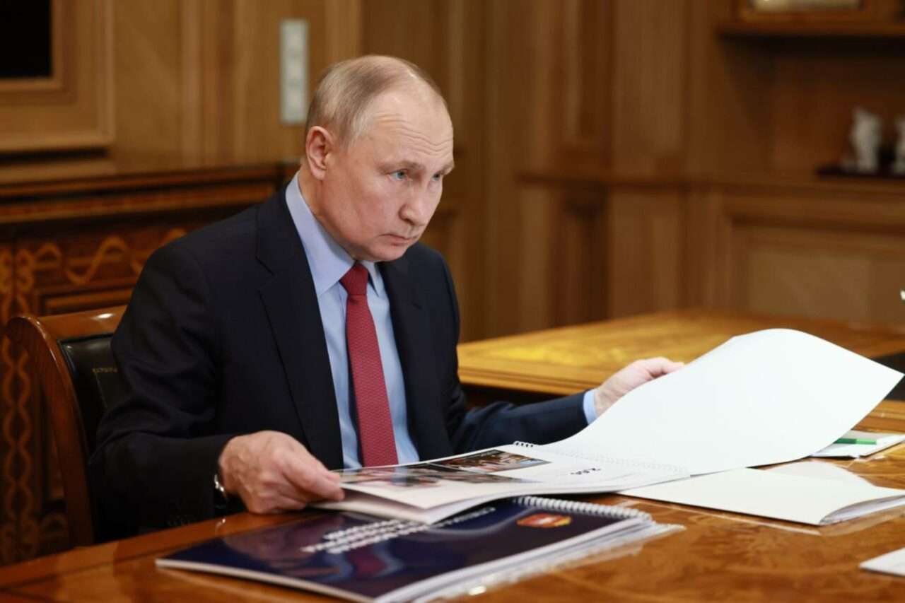 putin-v-chel3-1280x853.jpg